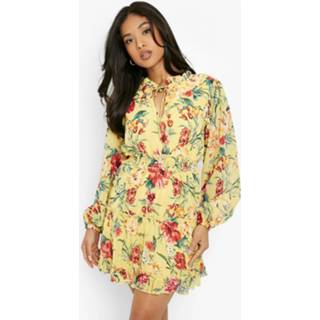 👉 Petite Chiffon Bloemen Skater Jurk Met Hals Strik, Yellow