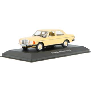 👉 Model auto Mercedes-Benz 200D W123 - Modelauto schaal 1:43 3663506000959