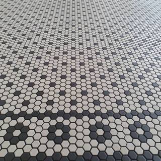 👉 Wit zwart The Mosaic Factory London mozaïektegel (mat 260x300mm) - White + Black 4 flowers 8719699052871