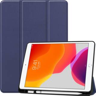 👉 Pencil blauw active Hoesje voor iPad 10.2 inch (2019) - Tri-Fold Book Case Met Apple Houder Donker 8719793062516