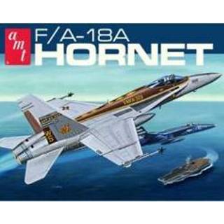👉 AMT F/A-18 Hornet Fighter 1/48