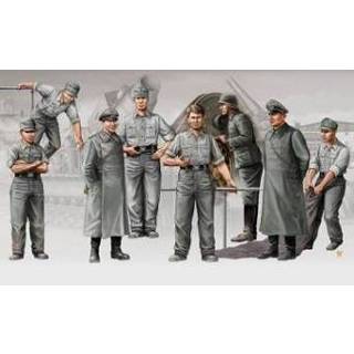 👉 Trumpeter 1/35 Deutsche Artillerie Besatzung für Mörser Karl