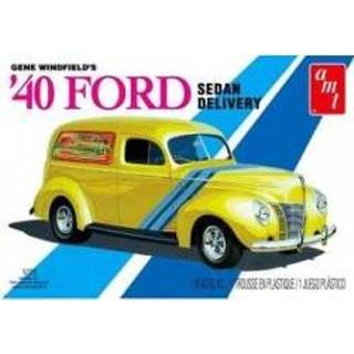 👉 AMT 40 Ford Sedan Deliv 1/25