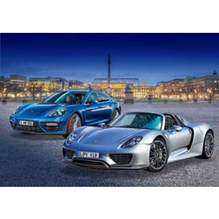 👉 Revell Porsche Panamera & 918 Spyder Gift Set