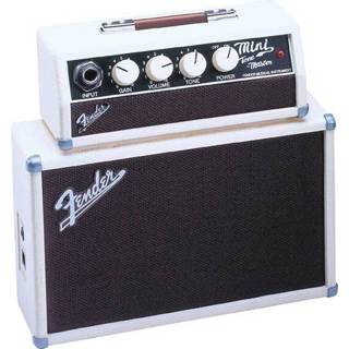 👉 Miniatuur-versterker 'Mini Tone-Master® Amp' Fender 0234808000