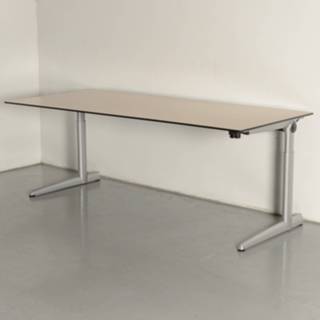 👉 Bureau eiken Ahrend 500 bureau, blad, 200 x 80/90, hoogte instelbaar onderstel d.m.v. handslinger, linkse hoek