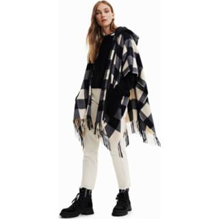 👉 Poncho bont met ruiten en