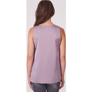 👉 Zijden top met ronde hals