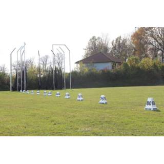 👉 Hamer Sport-Thieme Werpafstandkegels “discus-, hamer- en speerwerpen”, 2,50x1,60x2,30 m