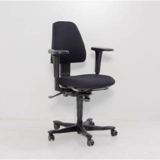 👉 Bureaustoel zwart Kinnarps, ( opnieuw gestoffeerd ), 4D armleggers
