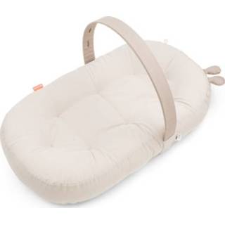 👉 Babynestje biologisch katoen beige jongens baby's Done by Deer ™ Babynest met activiteitenboog Raffi Sand 5712643033011