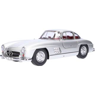 👉 Model auto Mercedes-Benz 300 SL Coupé (W198) - Modelauto schaal 1:12 4007864042265