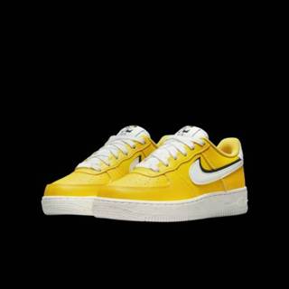 👉 Schoenen geel unisex jeugd kinderen Nike Air Force 1 LV8 Kinderschoenen - 196149540481