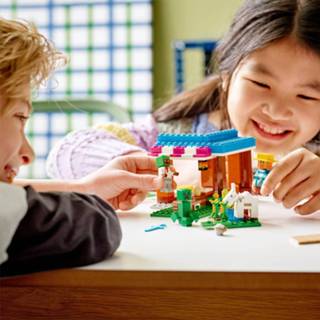 👉 Unisex LEGO Minecraft: The Bakery Village Toy with Figures (21184) 5702017156620