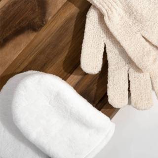 Glove vrouwen So Eco Exfoliating Gloves and Facial Buffing Pads Sets 5060903873533