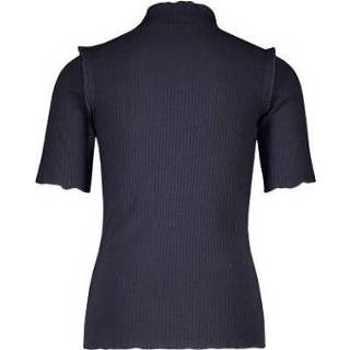 👉 T-shirt
