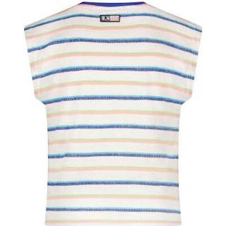 👉 T-shirt