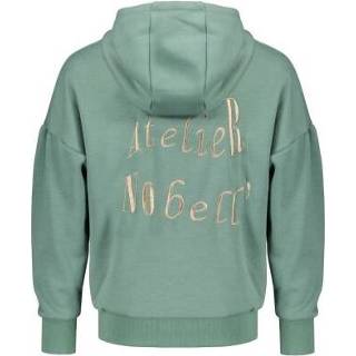 👉 Sweater