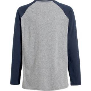 👉 T-shirt