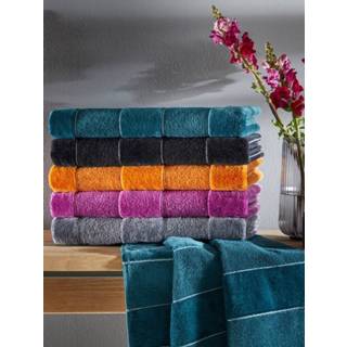 👉 Handdoek terracotta katoen effen met veloursstrepen Handdoeken Santiago Vossen