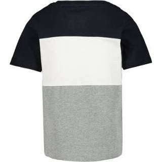 👉 T-shirt