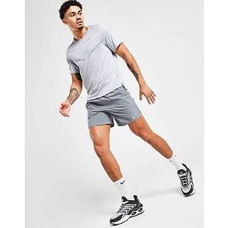 👉 Binnenbroek grijs zwart m male mannen Nike Dri-FIT Stride Hardloopshorts met voor heren (18 cm) - Smoke Grey/Black 195870402426