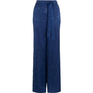 👉 Wide leg met all-over print