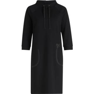 👉 Jurk met strass-steentjes