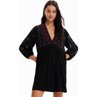 👉 Korte jurk zwart viscose s vrouwen met etnische print - BLACK 8445110400371