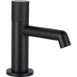 👉 Fonteinkraan zwart Ben Engraved Line Mat 8714176016186