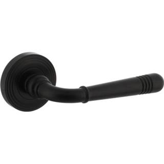 👉 Deurkruk zwart zamak Intersteel Emily op rozet met 7mm nokken 8714186568095
