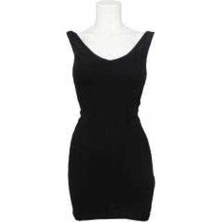 👉 Guess - Lacey Double V Dress - zwart/black