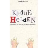 👉 Kleine Helden. 9 beeldverhalen over mensen die nooit de krantenkoppen halen, Herbert, Alec, Paperback 9789077549964