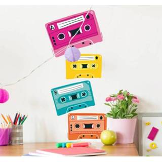 👉 Muursticker jaren 80 gekleurde cassettebandjes