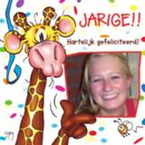 👉 Giraffe feesten en proosten op jarige