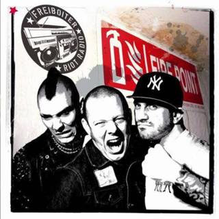 Draagbare radio Riot 4250029212083