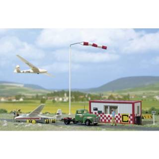 👉 Busch 1050 H0 Zweefvliegveld 4001738010503