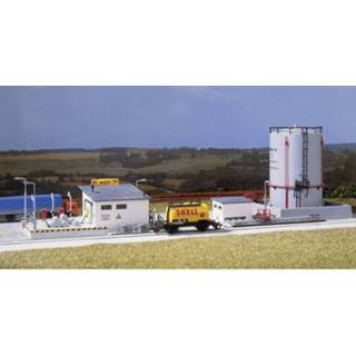 👉 Auhagen 12 264 H0, TT Benzineoverslagplaats met grote opslagtank 4013285122646