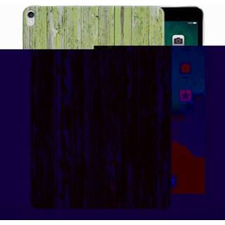 👉 Tablethoes donkergroen Apple iPad Pro 10.5 Tablethoesje Design Green Wood 8718894776858