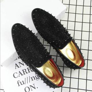 👉 Dress zwart 2018 Fashion Men shoes PUNK rivet Rhinestone Black Party Wedding Pointed toe flats Driving Loafers LE-20