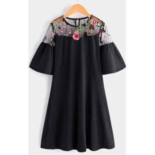 👉 Short sleeve polyester zwart vrouwen s|m|l|xl One Size Black Embroidery Details Button Keyhole Design Sleeves Dress