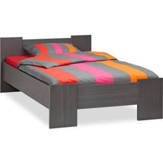 👉 Bed Woody
