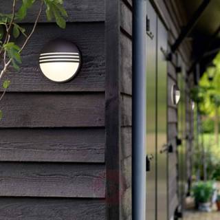 👉 Wand lamp kunststof philips warm wit a+ zwart zwarte Yarrow LED outdoor wandlamp