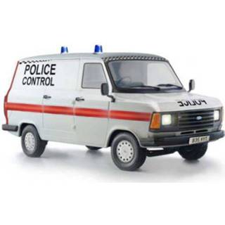 👉 Bouwpakket Italeri 510003657 Ford Transit UK Police Auto (bouwpakket) 1:24 8001283336574