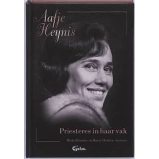 👉 Boek Aafje Heynis Priesteres in haar vak + CD - Maklu, Uitgever (9085750261) 9789085750260